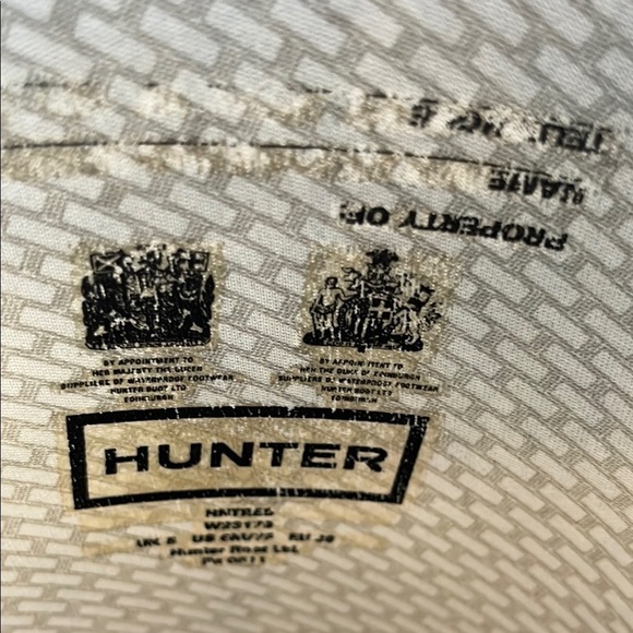 Hunter Classic Black Waterproof Boots - Picture 7 of 8